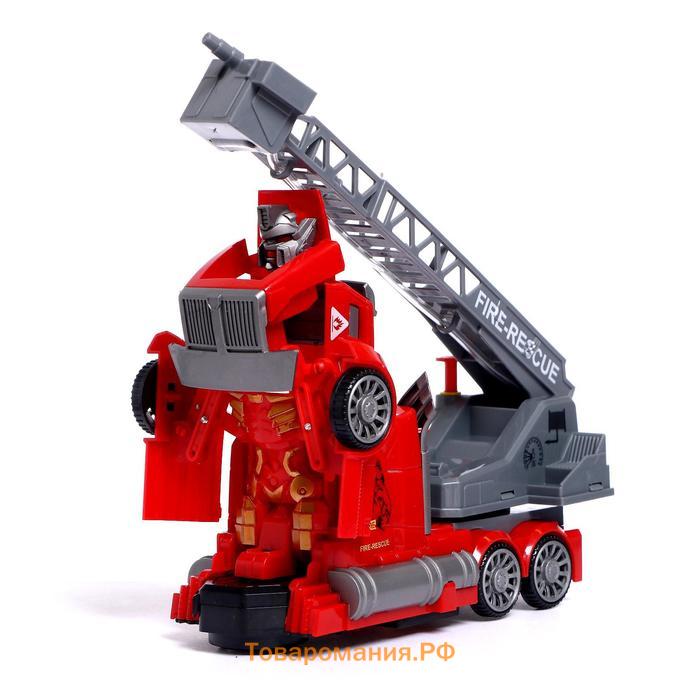 Робот «Пожарный», трансформируется, стреляет водой, световые и звуковые эффекты